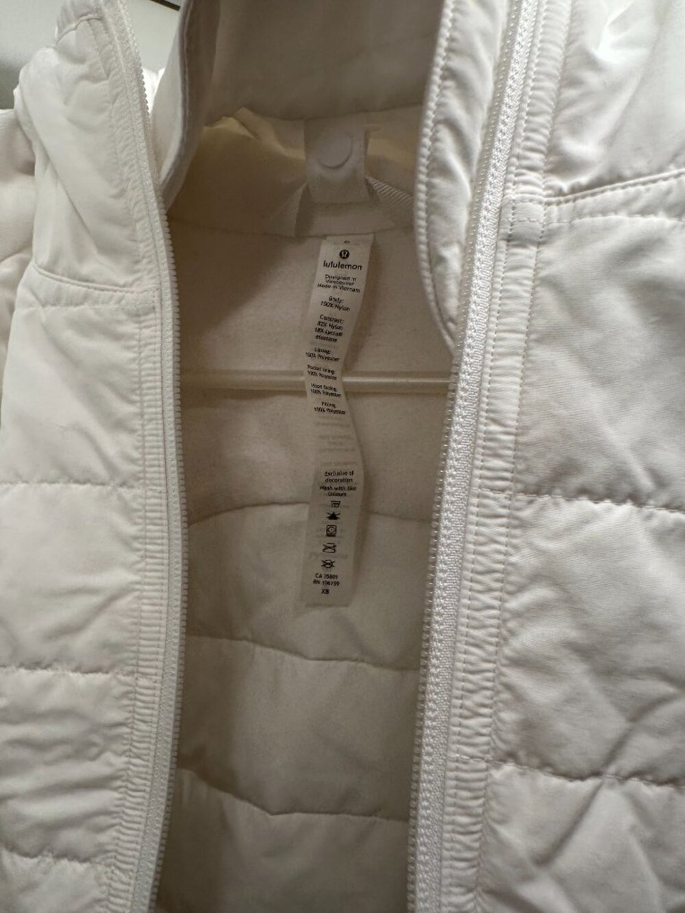 Lululemon Quilted Mixed Media Hooded Jacket Size 8 White Puffer Stretch Panels - Picture 4 of 7